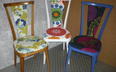 Rénovation de 3 chaises années 60