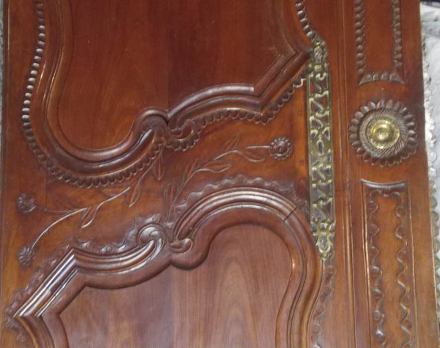 Armoire malouine porte