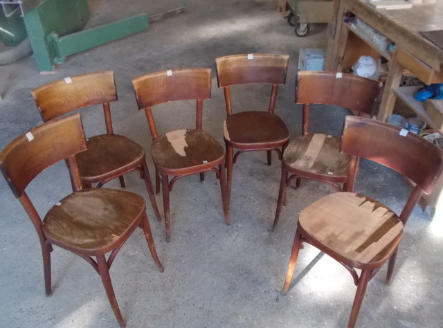 Chaises Baumann abimées