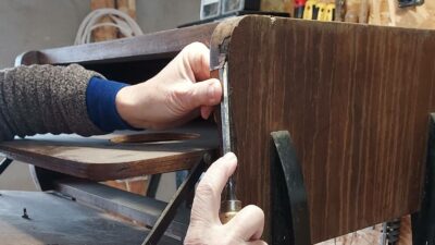 reparation meuble-rt Formation réparations simples sur mobilier refaire un plaquage abimé