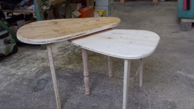 Fabrication de 2 tables gigognes en bois de récupération lors d'un stage privatisé sur 1 jour